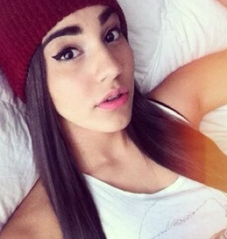 HarmonySCWM's profile picture. Every heart has a story to tell. ♡ One of the Stewart sisters. Sarcasm is my second language. I can be bitchy sometimes. {Roleplay}