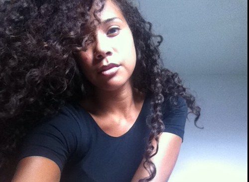 Tdot * Curly hair Problems * Smiling my problems away * ig: rinn.2119