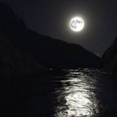 قمر العتيبي 0wwwee Twitter