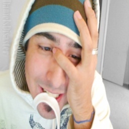 .. i fuck ya mama .. sista.. fam & friendz .. tell me howya feel .. ? ! BussinHipz & BreakinYoPelvis
