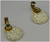 shiyi is a chinese factory,that supplies Stainless steel watches、ceramic watches、cufflinks、necklaces、pendants、earrings、rings、bracelets!