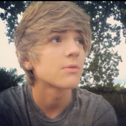 This accaunt for only my alien meerkat #DANİELJSTAR ım follow all #DanielJStars everyone please follow him @DanielJWorld http://t.co/xC0NCEg2ZR