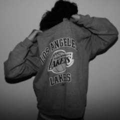 SCHOOL+SKATEBOARD+BASKETBALL+LAKERS+FRIEND+DISIZ=MY LIFE.