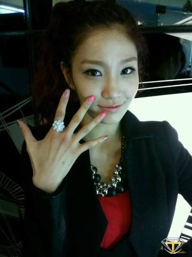 อันยอง Eun จาก TwoX เฮฮา บ้าๆบอๆ ฟอลมาคุยกันได้คะ ช่วยสนับสนุนเรียลด้วยนะคะ #90line(2013.04.10) #TBFamily