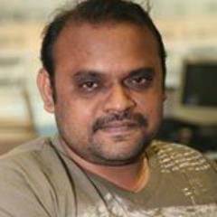 உயர்ந்த இடத்தில் இருக்கும் போது உலகம் உன்னை மதிக்கும் உன்
நிலைமை கொஞ்சம் இறங்கி வந்தால் நிழலும்கூட மிதிக்கும்!