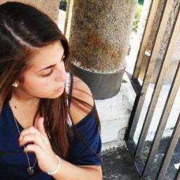 Valentina. 17. Directioners. I want to live forever. ESSERE MALATA NON E' SINONIMO DI ESSERE DIVERSA ♥