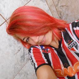 não qro ser a ultima a ser esquecida e nem a primeira a ser lembrada qro passar na tua vida e deixar minha marca registrada...carinha de anjo mas jeito de mulhe