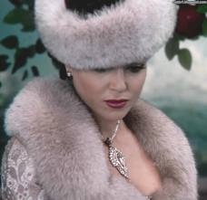 Reggi_Mills's profile picture. RP Account!I'm madly in love with @EmmyChase4Life ♡I'm only on this ship, bcuz I need to save my son! Mother of 2, Mayor, &Queen!Found my daughter @777Jasmin