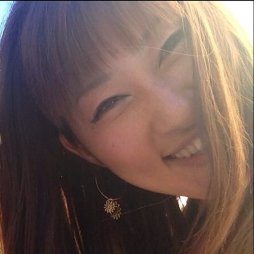 saaya0701's profile picture. 国内・海外のハンドメイドECサイトで累計4万件以上の取引経験を生かして、売れるハンドメイドショップを育てるお手伝いをしています。 作家さんに役立つブログ・Youtube・メルマガ日々更新中。 プレゼントを受け取る！→https://t.co/I3wixcxHMO