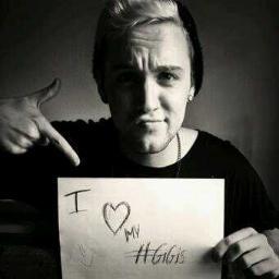 GioenTCMS's profile picture. Soy @n1cfgio