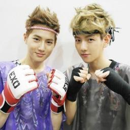 Wolf88//XoXo ได้เวลาหมาป่าคัมแบค ซะที≧▽≦ ♡.
Love We R one Love EXO