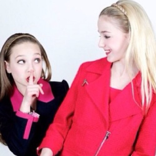 8 beautiful girls to make life complete