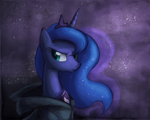 Co-ruler of equestria/ Princess of the night/ Sister is Princess Celestia