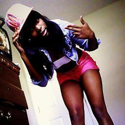 Youu can pay for school , but youu CAN'T BUY CLASS . Your born with it , (; Umm , Likee Follow me already , ! (: Instagram : Breeezy_life
