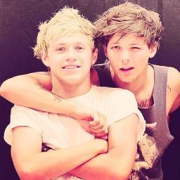 Hi I jut gave you this follow and if you could go follow me on @awakeningblood don't follow here Thank you :) x
