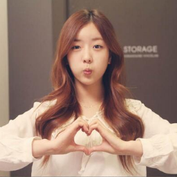 ✰1993. Apink Yoon Bomi✰