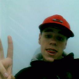 Face : http://t.co/Lz4CISY9r1 Filho De Deus !