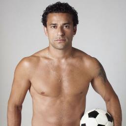 Vou exibir minha transa com futebol, mulheres e muito caipsaquê. Perfil fake, transão original.