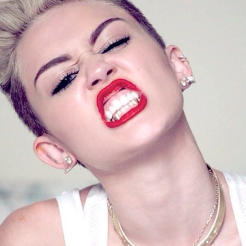 Can't stop loving Miley