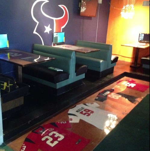 SPORTS BAR AND GRILL FOR THE TRUE SPORTS FAN ,  OVER 60 TVS FUN FOR ALL AGES . ENJOY OUR NEW TEXANS BURGER