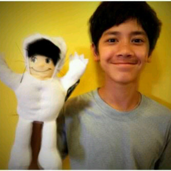 New ELS Emir-Lea (Belom tau judulnya apaan-_-v) Check it out, girls! follback? mention&check ur followers;)