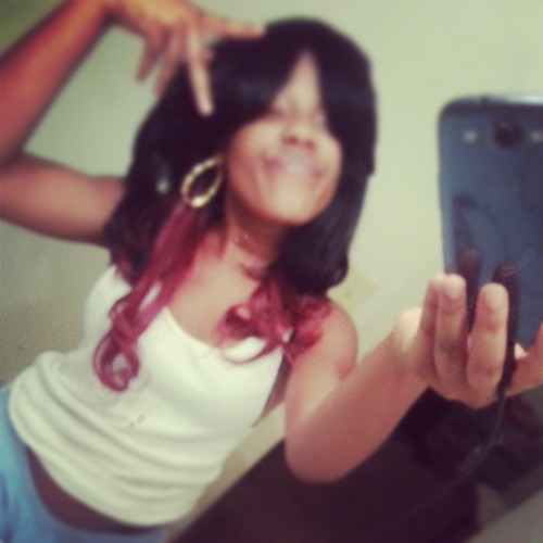 KarlieRed's profile picture. ℓove Is A Bitch & Bitches Anit Shit | Foℓℓow me | #KeepUp |