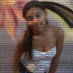 A Priiincesinha Que Não Nasceeu
Para Ficar Preza No Casteelo, Maaiss Sim Para
Enfrentar a Realidade Com a Cabeça Erguiida ~ ♥
Me segue amore!