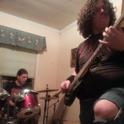 Bass player, old school gamer, old school metal head \m/