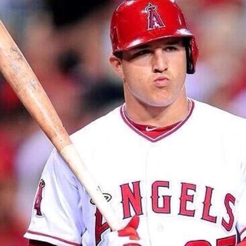 Outta your league because probs am. I follow back and love baseball. I enjoy being fit.