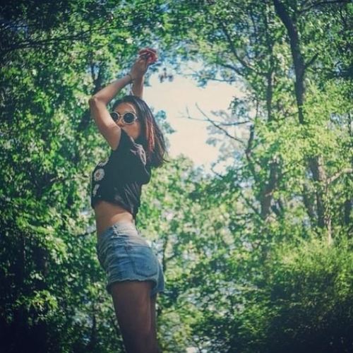 ain't no wifey. no pants allowed beyond this point