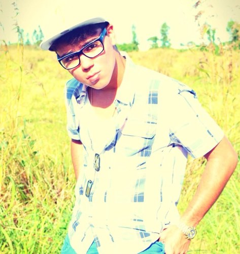 HerbertViannag's profile picture. Viva a vida como o amor , se machucando pra aprender e se levantando pra recomeçar