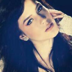 Acho que nem tem como explicar meu amor por vc   @sophiaabrahão   Faria qualquer coisa pra te ver aki perto de min