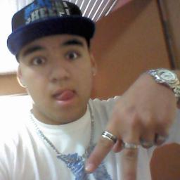 Eai, vim ai pra falar que esse gooudo gato é tudo pra min e eu AMO ele dms e ele me AMA haha' então chupem ser muito importante pra min s2 TMJ p - @Gaaabiis_