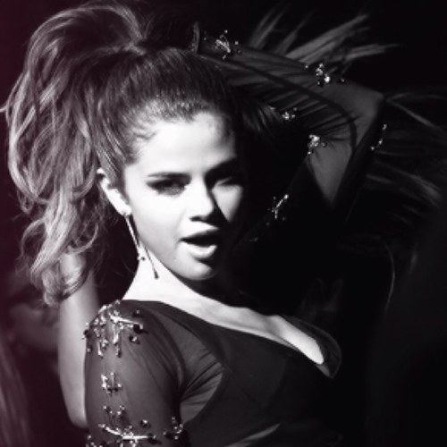 Follow @All_Selenators    I #FollowBack ! RT my vote and tweet me #voteselena I RT