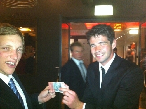 London Shed Agent. Talks a good game. Owner of the soon to be twitter phenomenon #shawsyssheds
