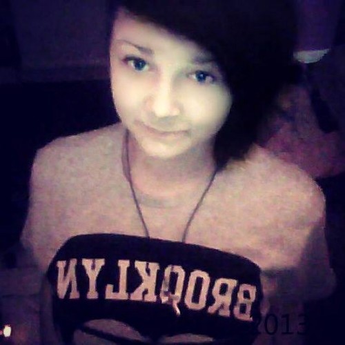 Gemma Todd, 15, single, fife.. Bisexual and proud c; i fuck up at everything. dont blame me.. i follow back c: kik; nevershoutgemma