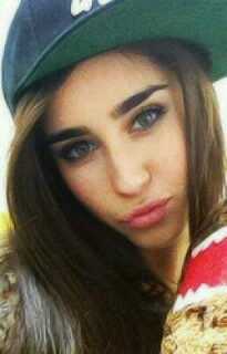 lunapirlo's profile picture. 