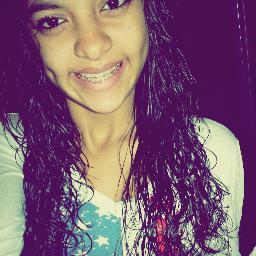 Quem é que vai falar, ou vai contradizer que eu sou feliz e pá? na na na na ♫♪'