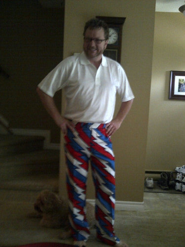 Dad, IT professional, geocacher, dog owner and still got my hair!! In your face MPB.  Oh ya, TTP right CIM1961?  Yowza!!