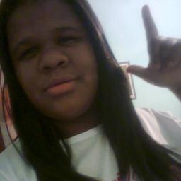 Amo futebol,Gosto de sair etc :}