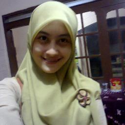 luveyrosida's profile picture. Life belongs to God but , we who define !!!