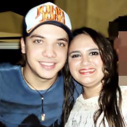 Fãzaça Incondicional Do @wesleySafadao & Da @Garotasafada!  Faço Parte Do Fã Club @AsSafadettes Adc meu Facebook:https://t.co/GHgsXxHlKf
WhatsApp: 84:96214263