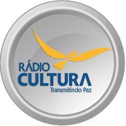 O programa Linha Direta é apresentado pelo  Radialista Jairo Alves, que vai ao ar de segunda a sexta das 06h30m às 09h.