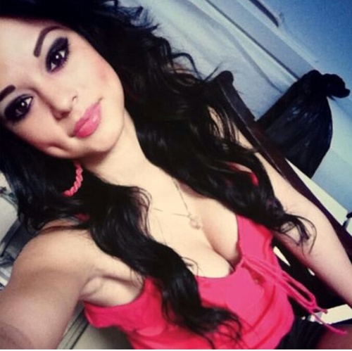 I'm anhellica hi :)