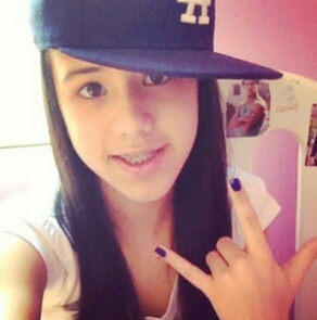 Baah , meu amor por vc é infinito !!  Não sei como descrever o meu amor por você , Eu Te Amo ♥ Bonequinha !!!