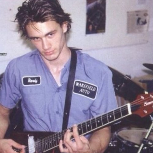 sarahyawhatever's profile picture. 