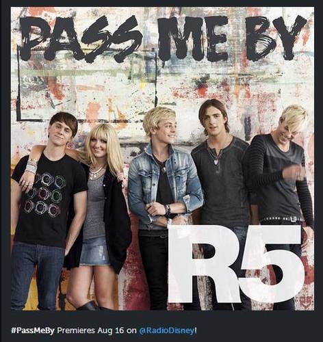 basicly im a Rusher and a and an R5er and follow my new account @Rossisaboss1