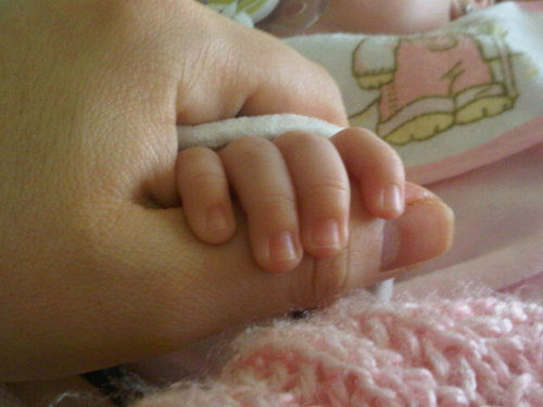 Solei_Barramuno's profile picture. Enfermera , me encanta el humor negro.            Mamá de Renata, enamorada de mi pequeña hija y mi marido ♥  ☺