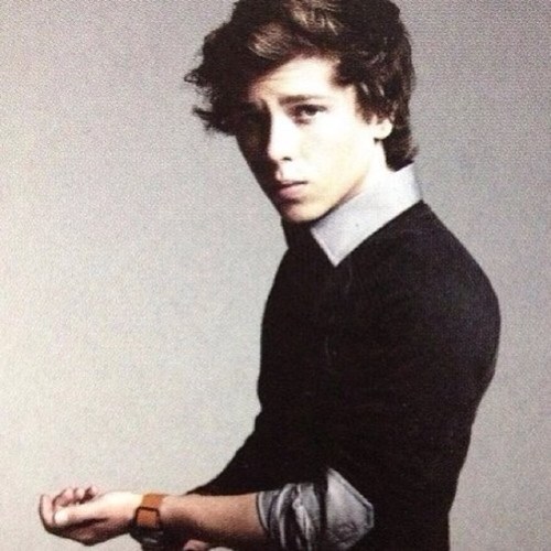 Hi Friends || My name is Keaton || I'm in a band called Emblem3 || #Single || RP