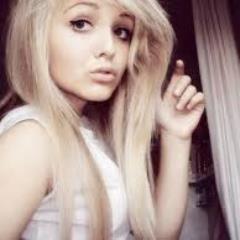 Just a regular girl ❤ That loves having Fun and i love music also youtube and boy bands (•‿•)  Love You! ❤